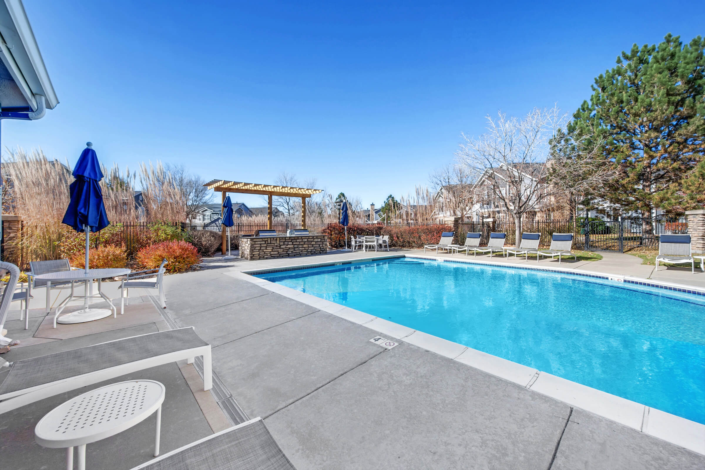 Eagle Ridge in Loveland, CO: Centerra Apartments Near Lakes, Trails, Shopping, and Northern Colorado Commuter Routes